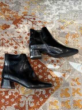 Aldo Black Patent Leather Ankle Booties